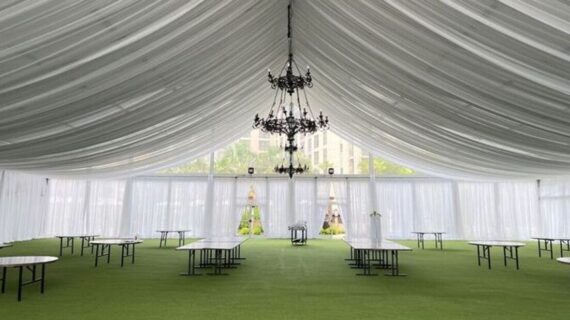 Inspirasi Dekorasi Tenda Pernikahan Outdoor yang Elegan dan Modern
