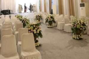 Sarung Kursi Elegan: Sentuhan Mewah untuk Setiap Acara Spesial