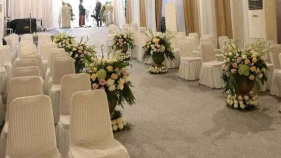Sarung Kursi Elegan: Sentuhan Mewah untuk Setiap Acara Spesial